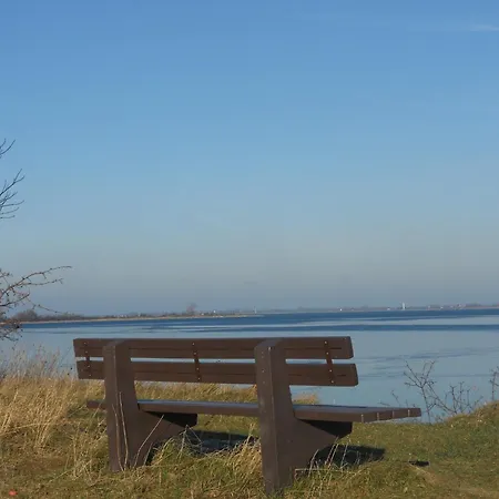 In Boltenhagen In Strandnaehe *